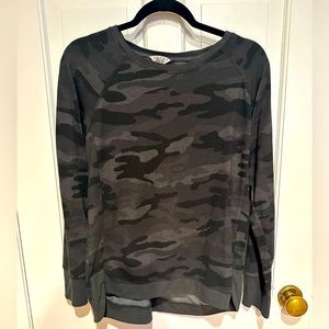 Camo grey danskin sweatshirt